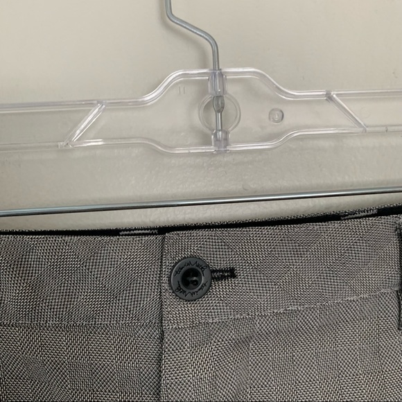 Travis Matthew shorts - Picture 4 of 8